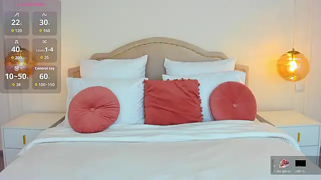 MilaMour online show from 10-27-25, 08:24