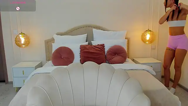 MilaMour online show from 01-16-26, 08:24