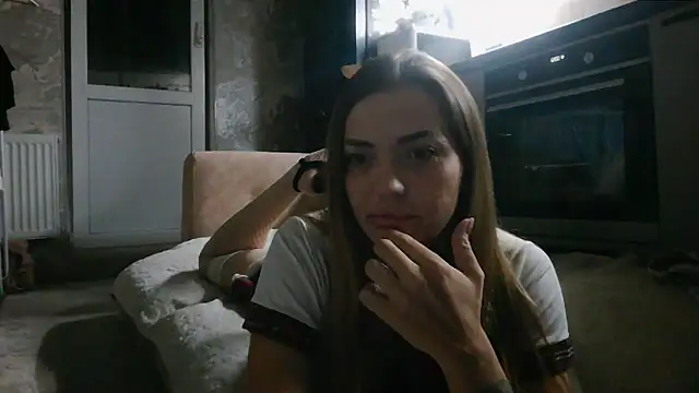 MoonChristie online show from 09-30-25, 08:47