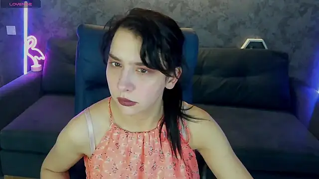 Snapshot of LiviaShy chatting on 12-05-25, 08:05 LiviaShy online show from 12-05-25, 08:05