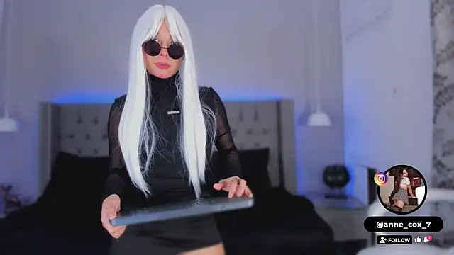 Snapshot of Anne_cox chatting on 11-30-25, 02:21 Anne cox online show from 11-30-25, 02:21