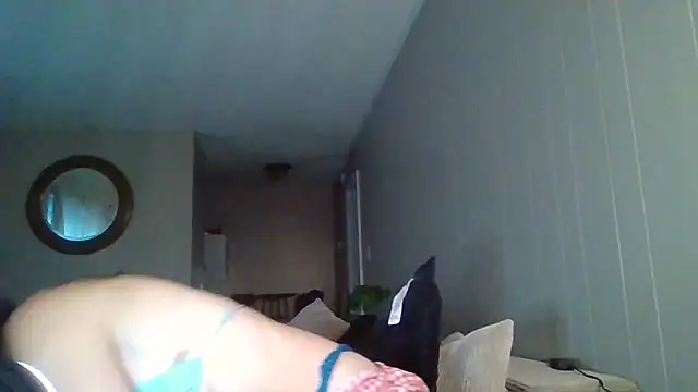 Snapshot of Miss_honey94 chatting on 10-08-25, 11:41 Miss honey94 online show from 10-08-25, 11:41