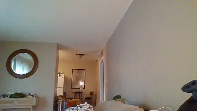 Snapshot of Miss_honey94 chatting on 11-16-25, 12:44 Miss honey94 online show from 11-16-25, 12:44