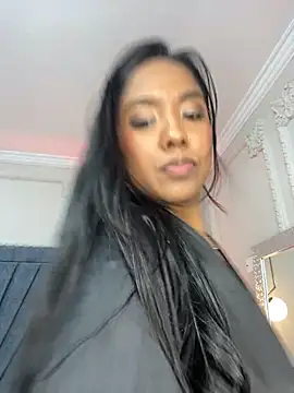 Mia Roset online show from 09-12-25, 01:28