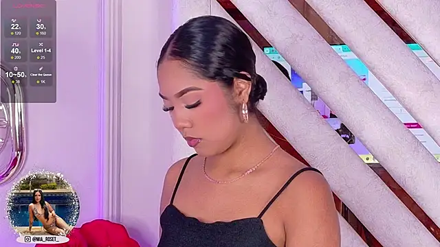 Mia Roset online show from 10-18-25, 01:23