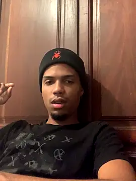 Snapshot of MrPrince05 chatting on 09-13-25, 04:29 MrPrince05 online show from 09-13-25, 04:29