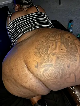 Thickkemzz41 online show from 10-14-25, 11:38