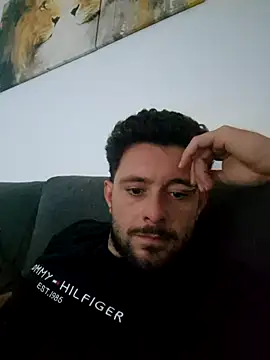 Snapshot of Shelvy29 chatting on 11-23-25, 05:57 Shelvy29 online show from 11-23-25, 05:57