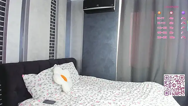 ElvinaRose online show from 09-18-25, 03:41