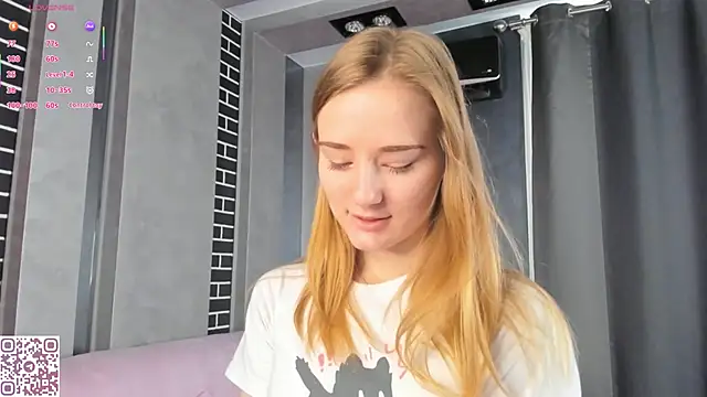 ElvinaRose online show from 10-11-25, 03:39