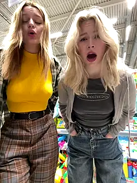 Cum girlss online show from 10-19-25, 04:13