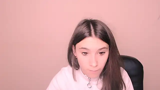 Snapshot of RosaRay_ chatting on 11-07-25, 08:03 RosaRay online show from 11-07-25, 08:03