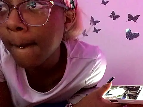 Moxhavix online show from 11-08-25, 06:02