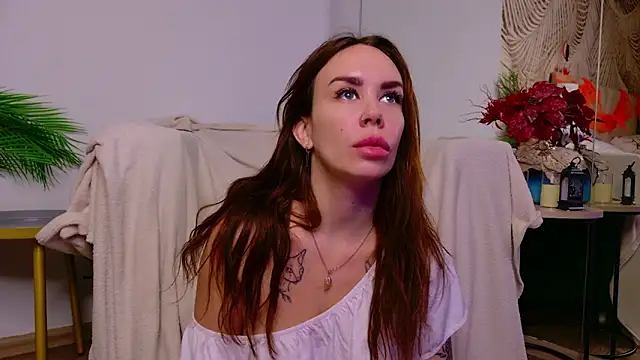 Snapshot of AnitaVensley chatting on 11-09-25, 10:24 AnitaVensley online show from 11-09-25, 10:24