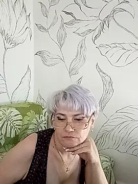 Snapshot of Catty_Lady chatting on 09-09-25, 03:55 Catty Lady online show from 09-09-25, 03:55