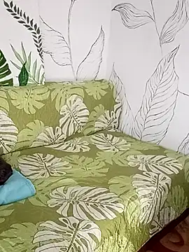 Snapshot of Catty_Lady chatting on 09-29-25, 06:13 Catty Lady online show from 09-29-25, 06:13