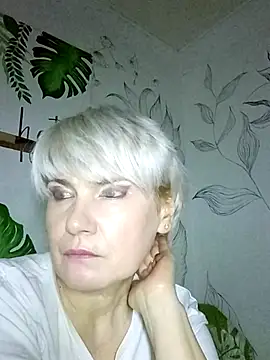 Snapshot of Catty_Lady chatting on 11-14-25, 07:12 Catty Lady online show from 11-14-25, 07:12