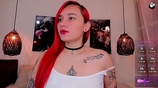 luna lobooo online show from 10-22-25, 05:02