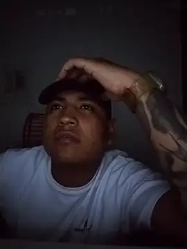 Snapshot of SOY0119DIEGO chatting on 02-14-26, 04:53 SOY0119DIEGO online show from 02-14-26, 04:53