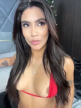 Snapshot of OneInAMillionXXX chatting on 12-16-25, 10:15 OneInAMillionXXX online show from 12-16-25, 10:15