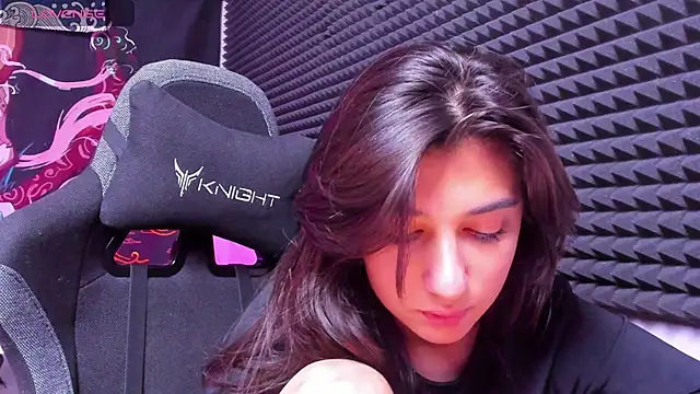 Elfy Rare  online show from 11-19-25, 08:20