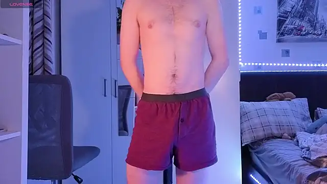 luciferdaroyale online show from 11-11-25, 10:10