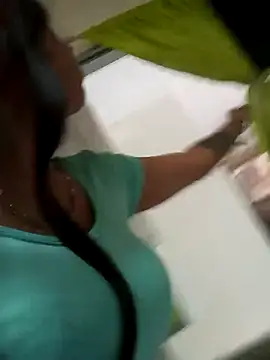 SharonDustLove online show from 10-11-25, 06:28