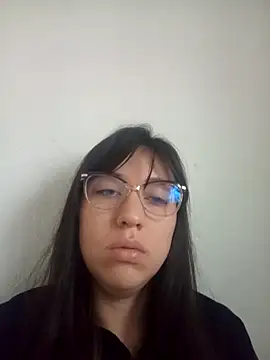 lareinalareinadelanal online show from 10-16-25, 11:44