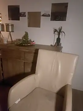 Foxy-Milfy online show from 11-02-25, 03:09