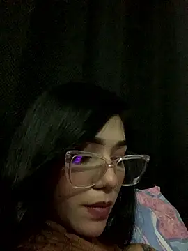 ElaRose 12 online show from 01-10-26, 01:07