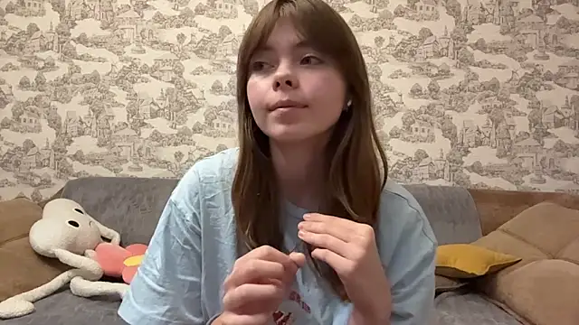 CoralinaEastoy online show from 09-23-25, 09:40