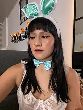 lenkaa online show from 10-18-25, 01:19