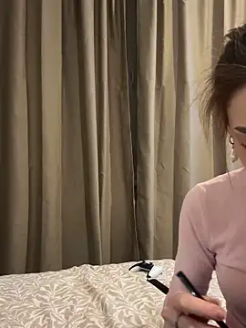 Naomi   Rias online show from 11-26-25, 02:18