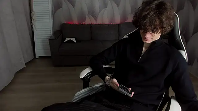 Edvard Blare online show from 10-10-25, 03:00