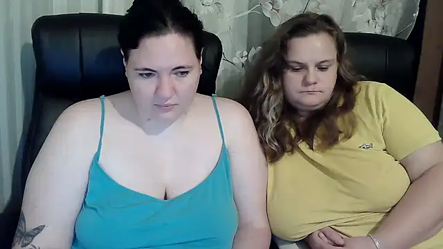 HollyXEva online show from 09-17-25, 08:32
