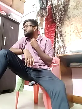 deliciousdik69 online show from 11-29-25, 09:34