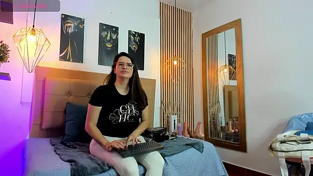 Snapshot of _samanthaa_foxx chatting on 09-12-25, 10:48 samanthaa foxx online show from 09-12-25, 10:48