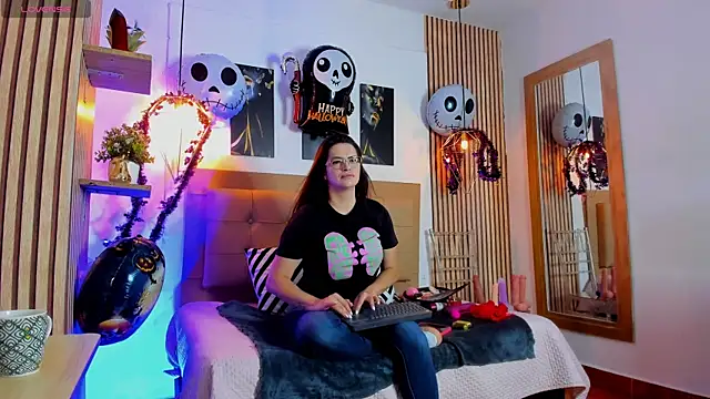 Snapshot of _samanthaa_foxx chatting on 10-14-25, 10:38 samanthaa foxx online show from 10-14-25, 10:38