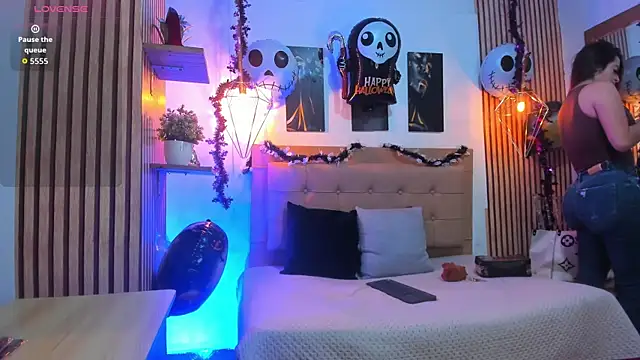 Snapshot of _samanthaa_foxx chatting on 10-21-25, 10:05 samanthaa foxx online show from 10-21-25, 10:05