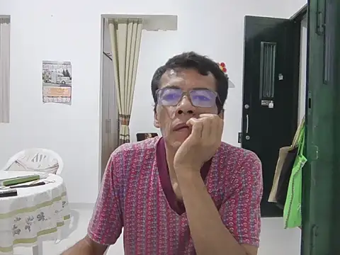 skinnylatino51 online show from 10-14-25, 12:11