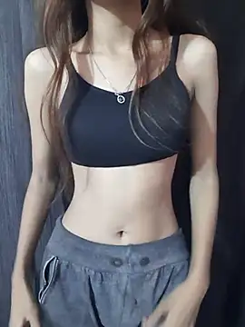 Snapshot of Mahira568 chatting on 11-17-25, 05:41 Mahira568 online show from 11-17-25, 05:41