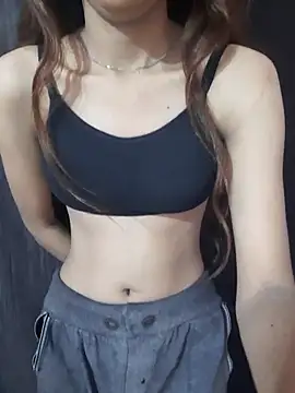 Snapshot of Mahira568 chatting on 11-29-25, 06:33 Mahira568 online show from 11-29-25, 06:33