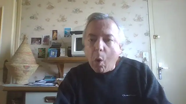 Snapshot of gegevincent chatting on 02-07-26, 01:59 gegevincent online show from 02-07-26, 01:59