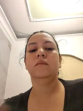 Snapshot of Abbyjoness21 chatting on 10-19-25, 10:27 Abbyjoness21 online show from 10-19-25, 10:27