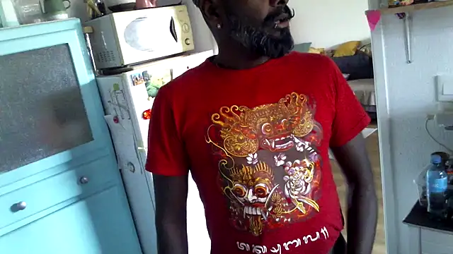 Snapshot of frenchblackc31 chatting on 09-10-25, 07:41 frenchblackc31 online show from 09-10-25, 07:41