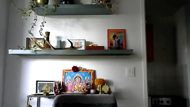 Snapshot of frenchblackc31 chatting on 09-23-25, 01:03 frenchblackc31 online show from 09-23-25, 01:03