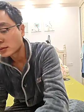 defgghj online show from 10-30-25, 04:08