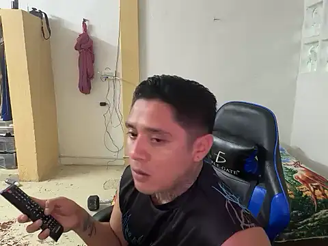 siilvestremx online show from 11-25-25, 09:31