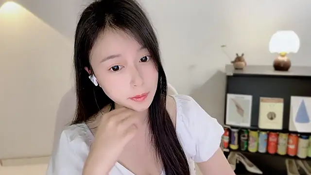 Onechestnut online show from 04-02-26, 03:04