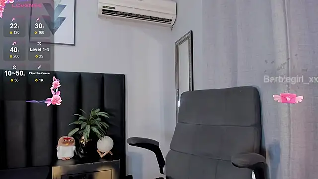 BarbieGirl xx online show from 11-15-25, 04:54